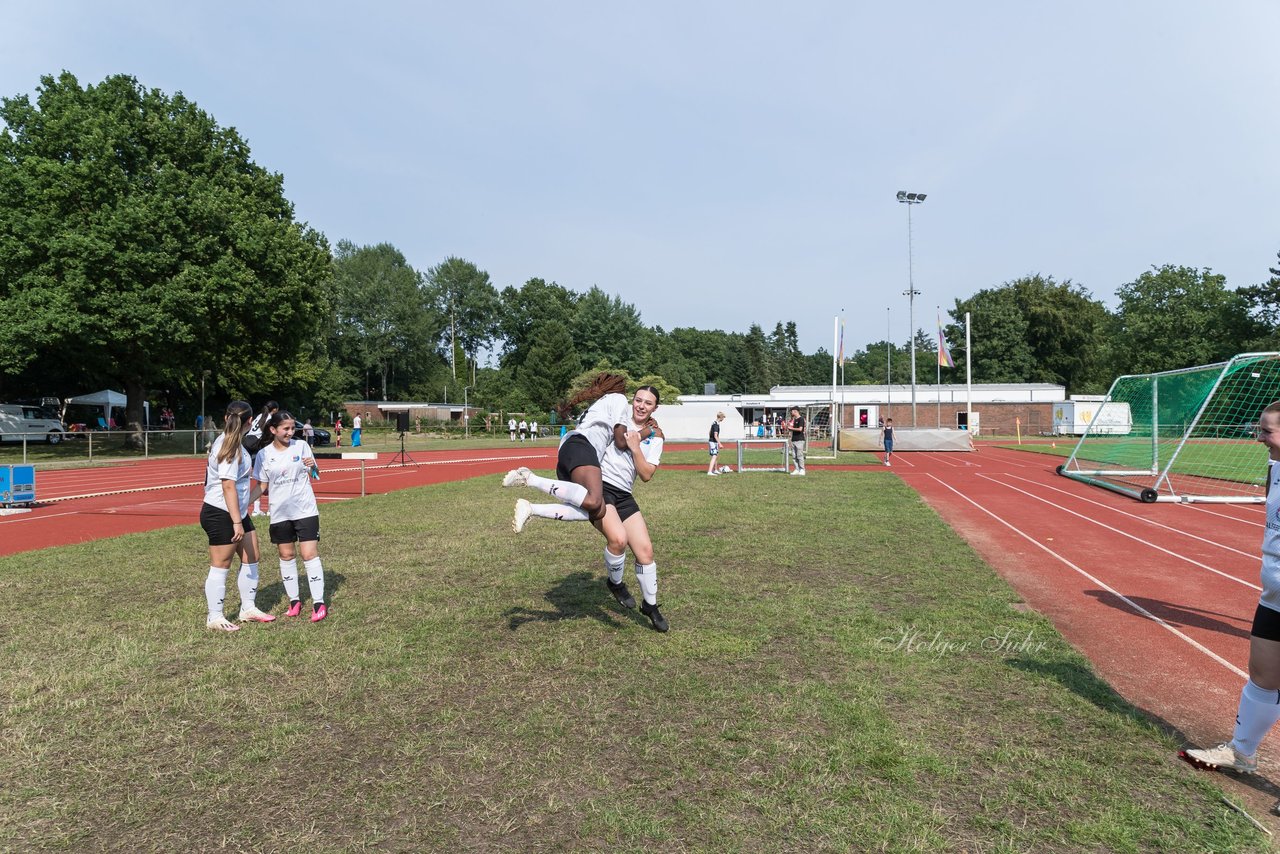 Bild 55 - Loewinnen Cup